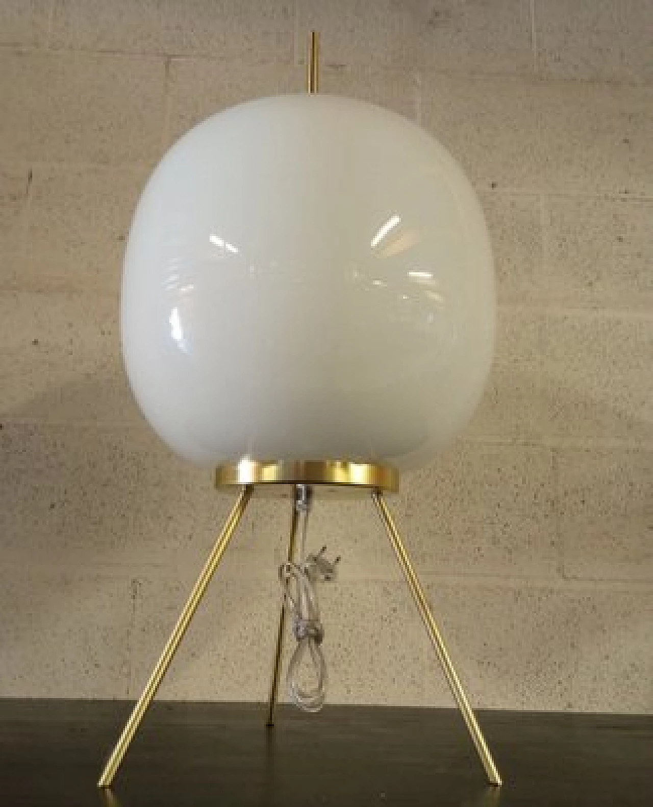 White Murano glass table lamp with metal frame, 1970s 3