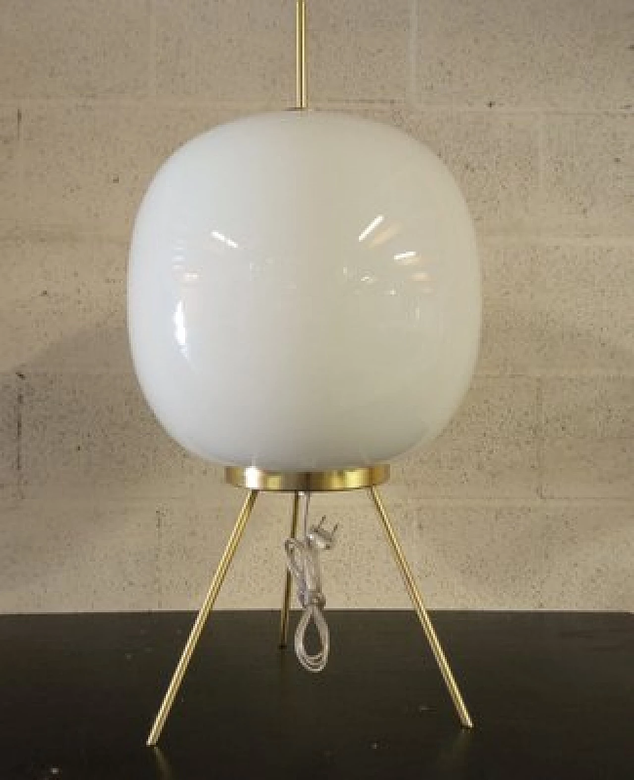 White Murano glass table lamp with metal frame, 1970s 4