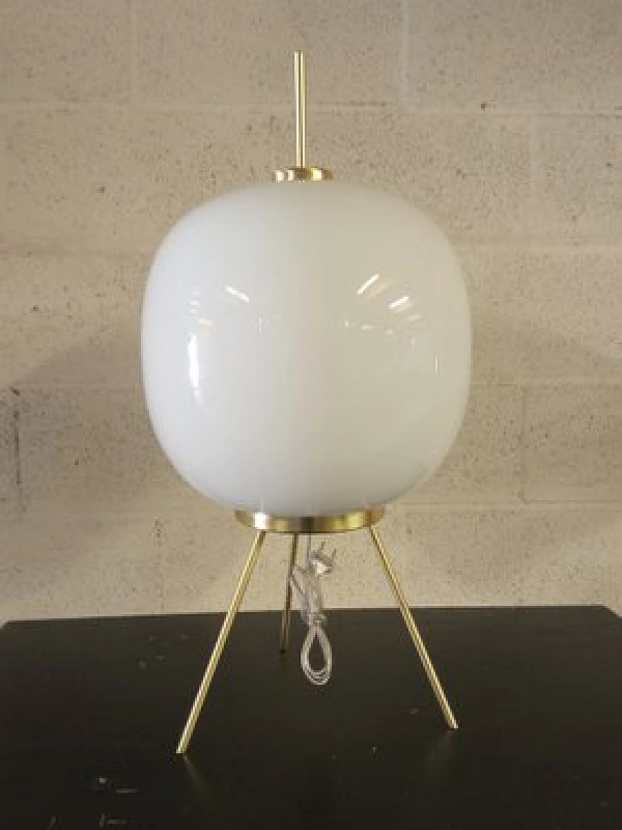 White Murano glass table lamp with metal frame, 1970s 8