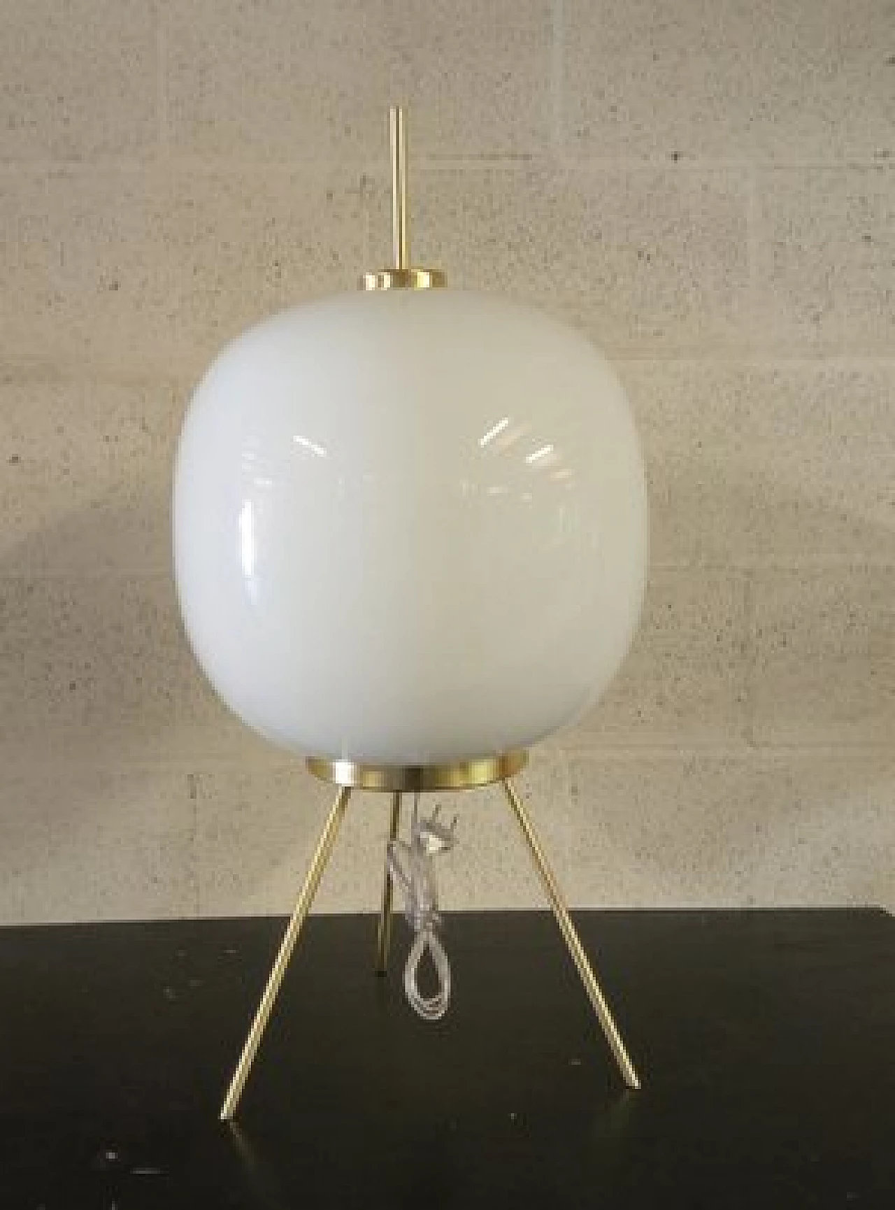 White Murano glass table lamp with metal frame, 1970s 11