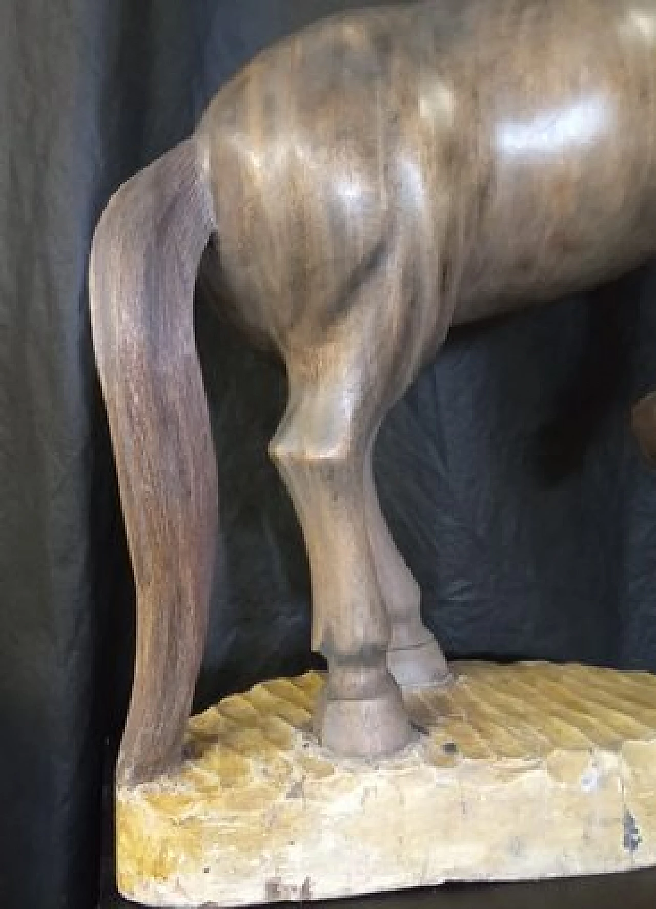 Walnut horse sculpture, 1920s 10