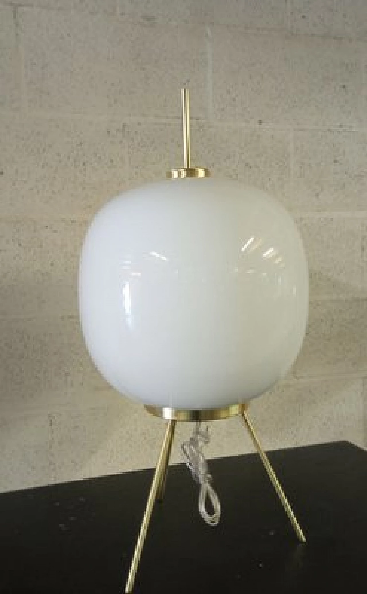 White Murano glass table lamp with metal frame, 1970s 12