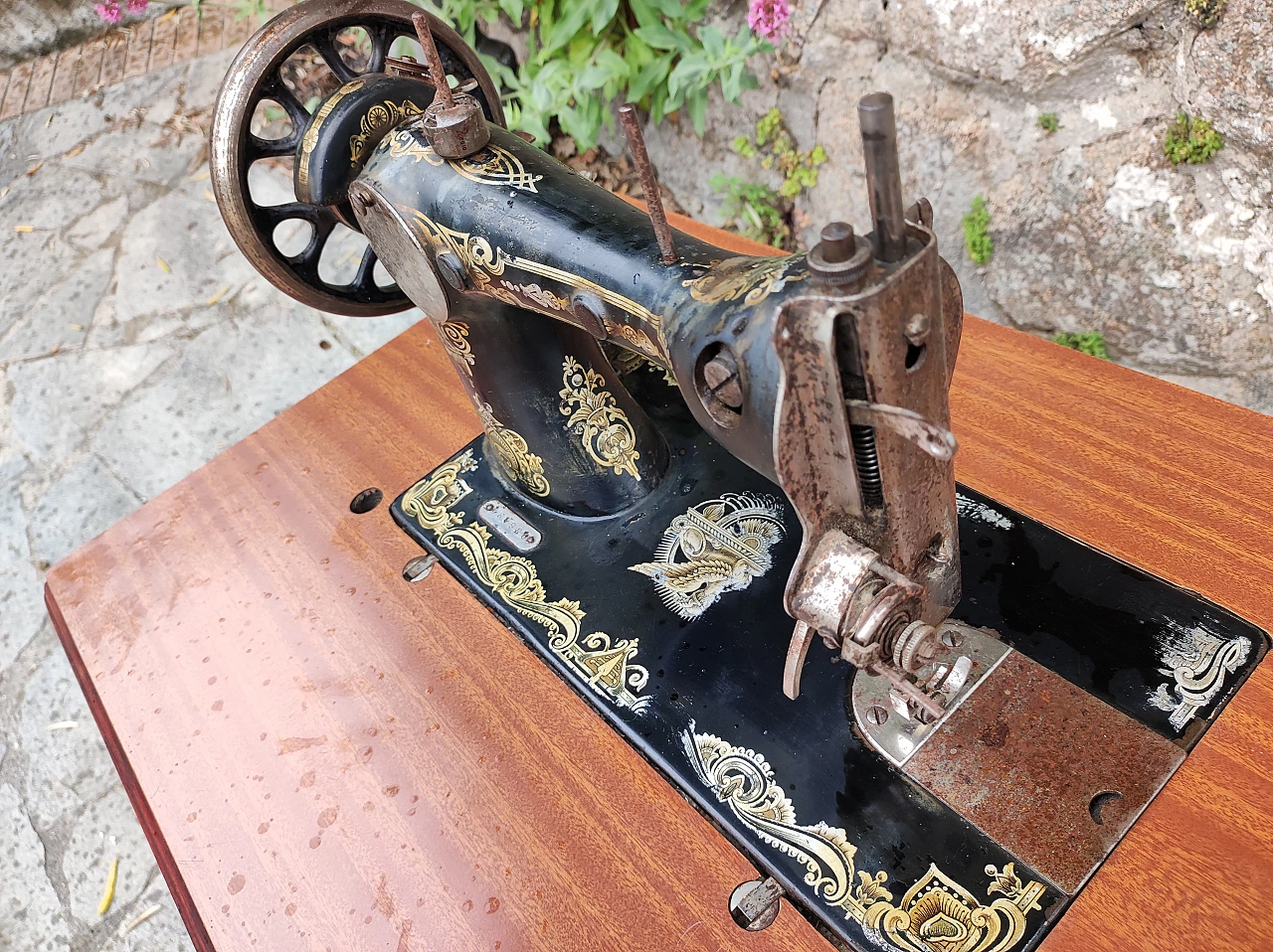 Kohler sewing machine, early 1900s 19