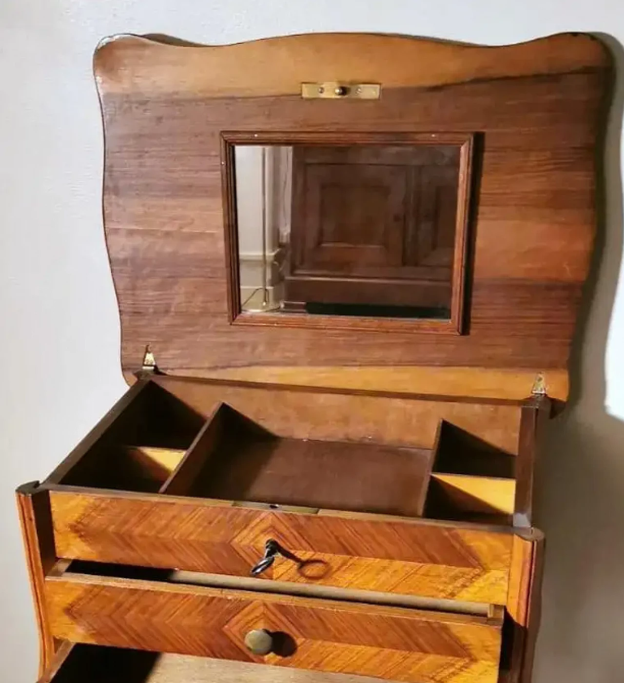 French dressing table in Louis Philippe style with mirror and drawers, late 19th century 8