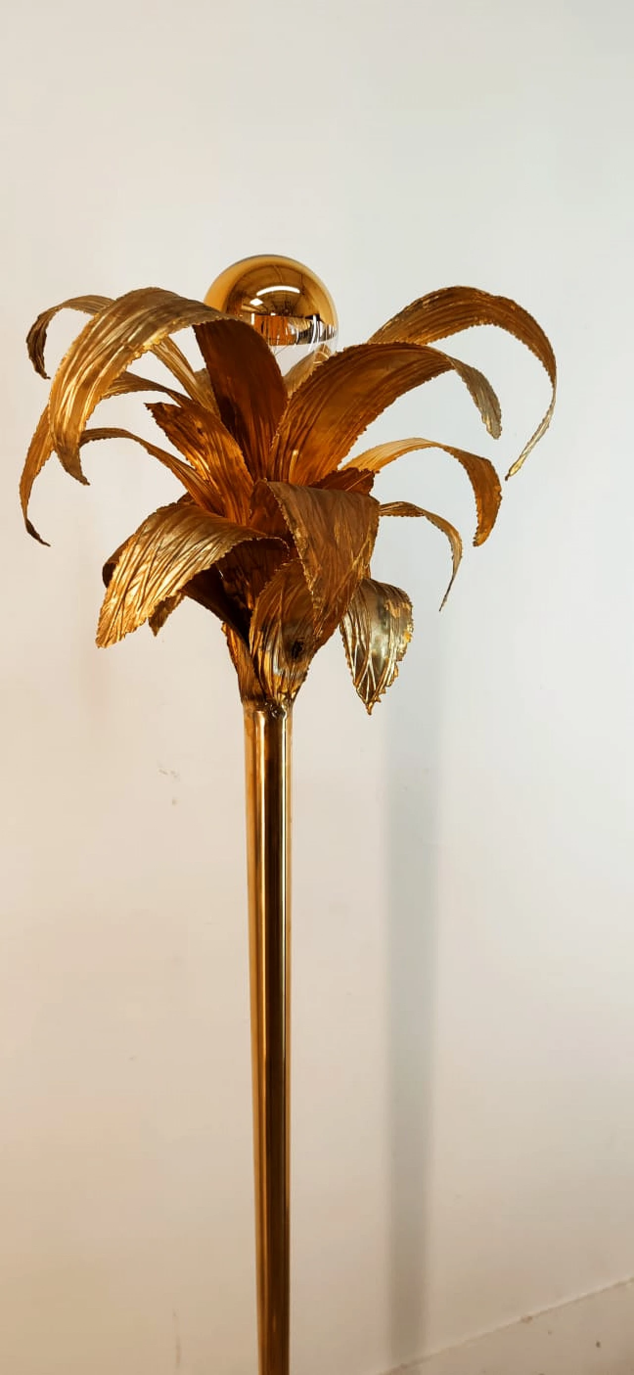 Brass palm tree-shaped floor lamp with cobra, 1970s 1