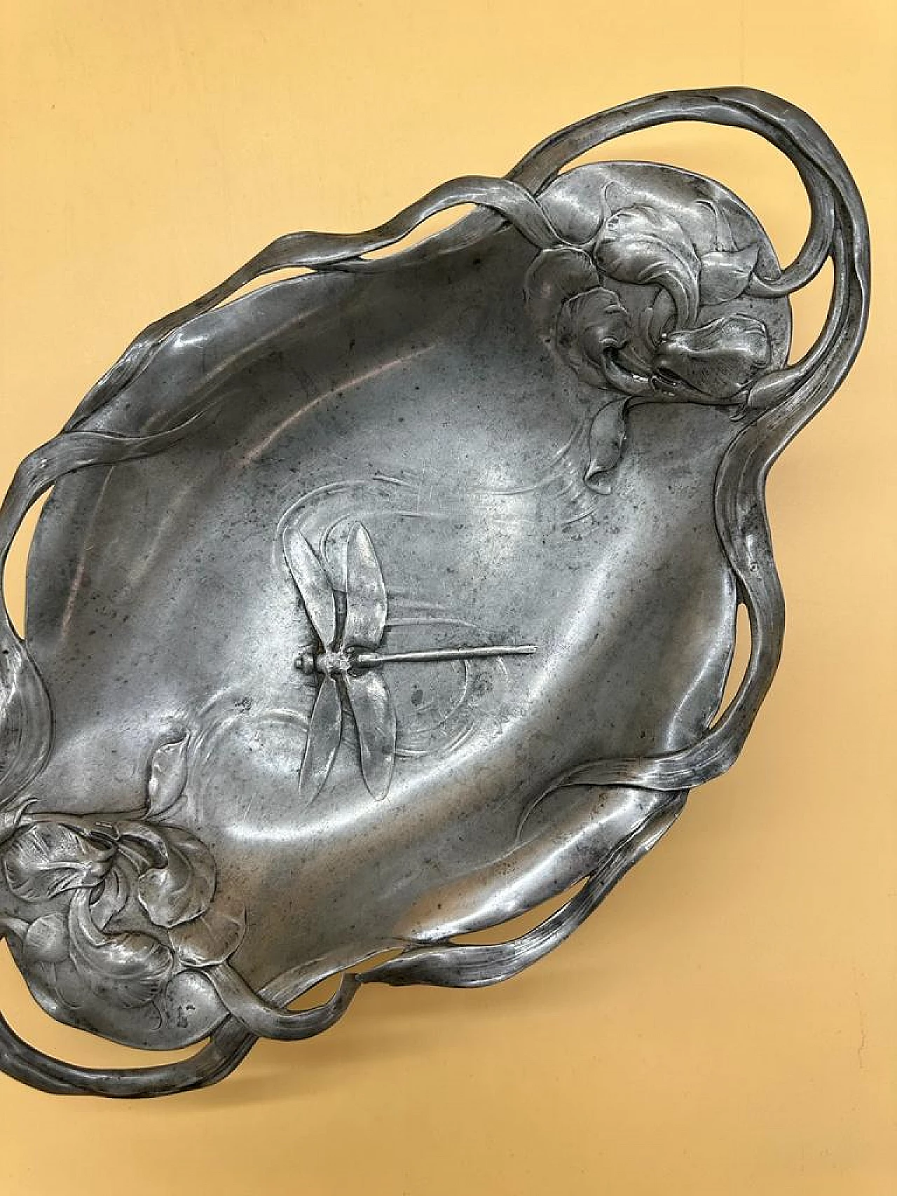 Pewter tray with dragonfly and flowers, 1920s 3