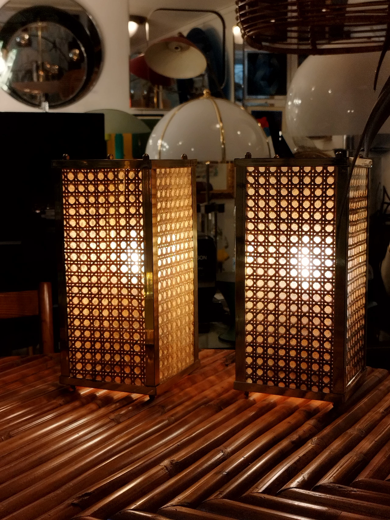 Pair of Vienna straw, plexiglass and brass table lamps, 1970s 5