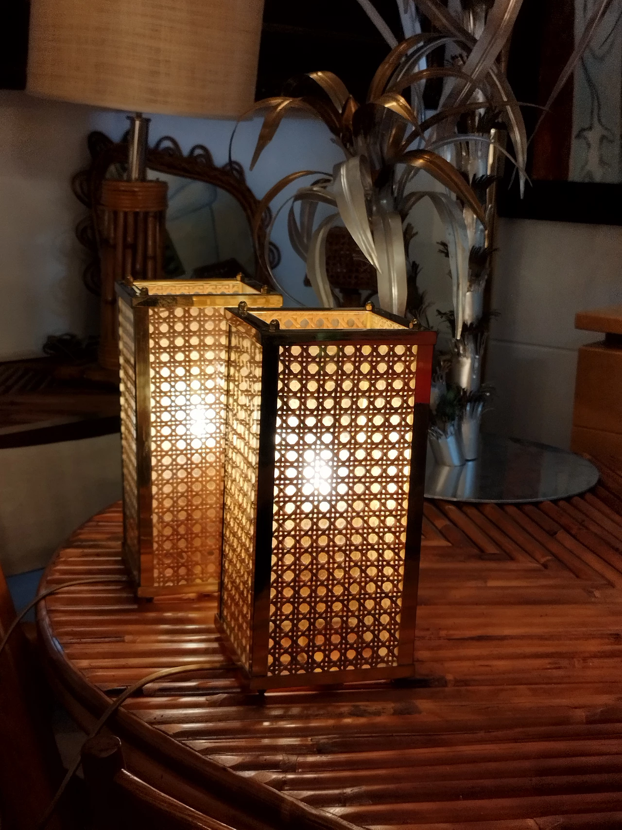 Pair of Vienna straw, plexiglass and brass table lamps, 1970s 8