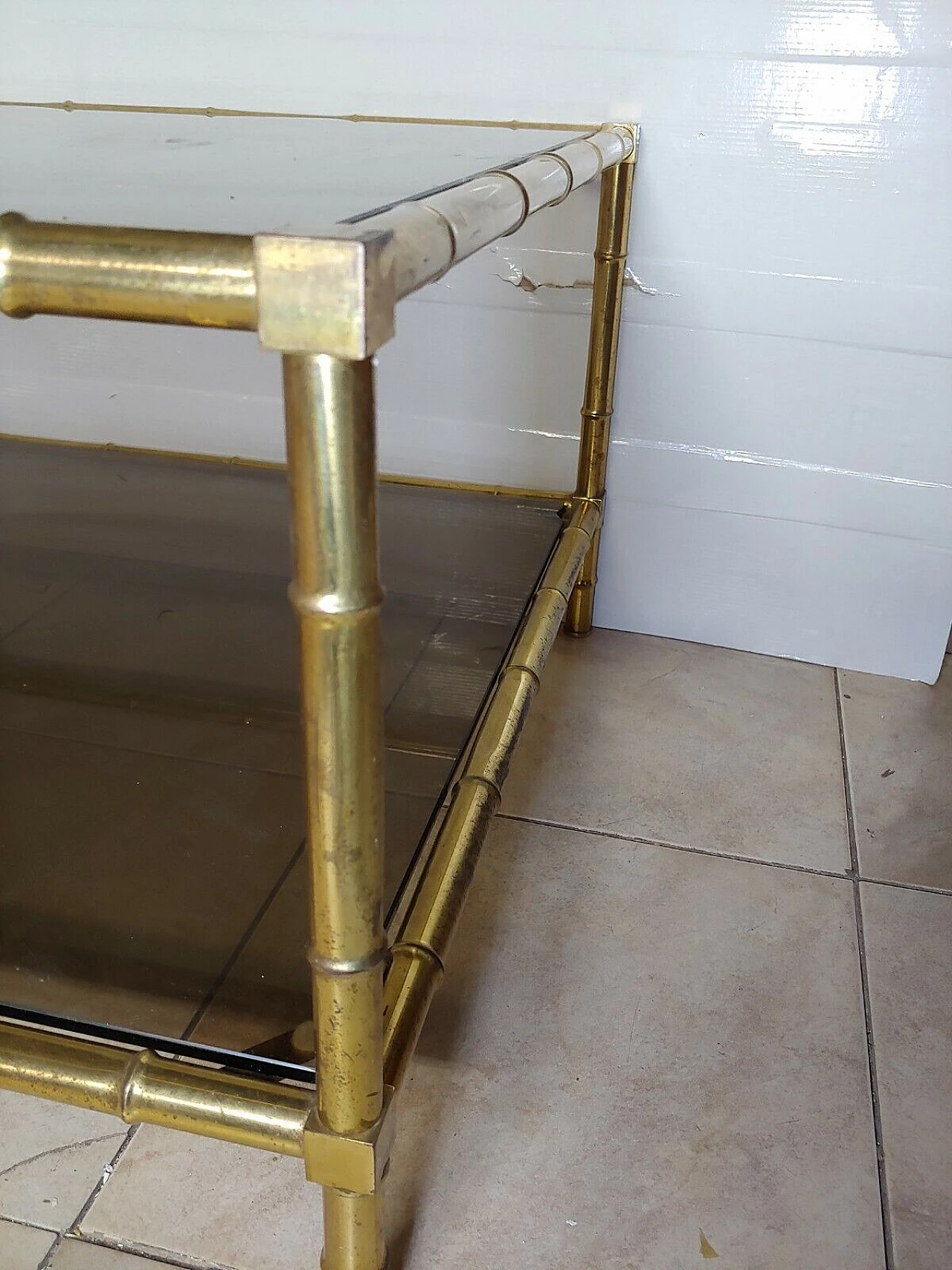 Square bamboo-effect brass and glass coffee table 7