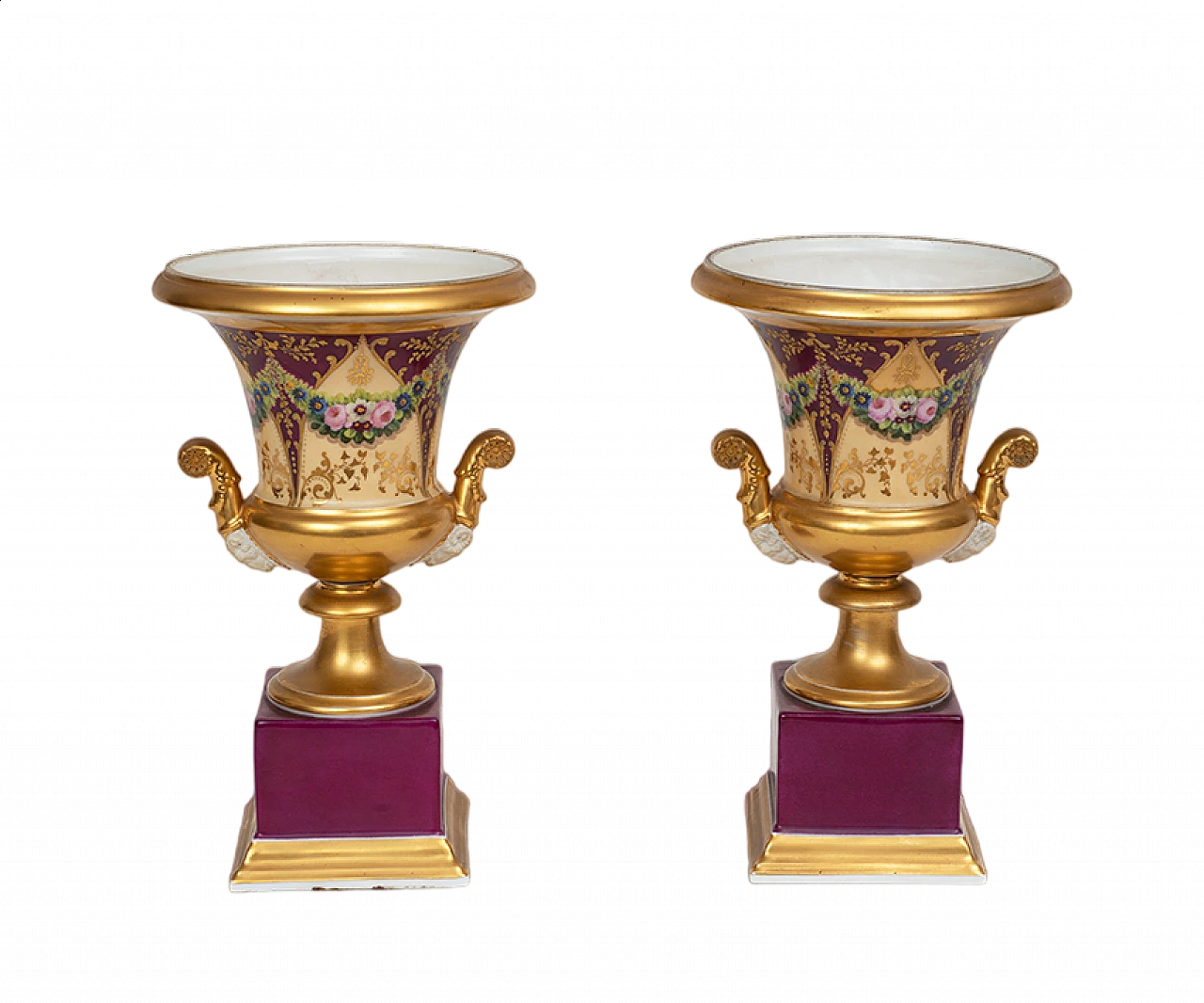 Pair of Empire crater vases in polychrome porcelain, 19th century 4