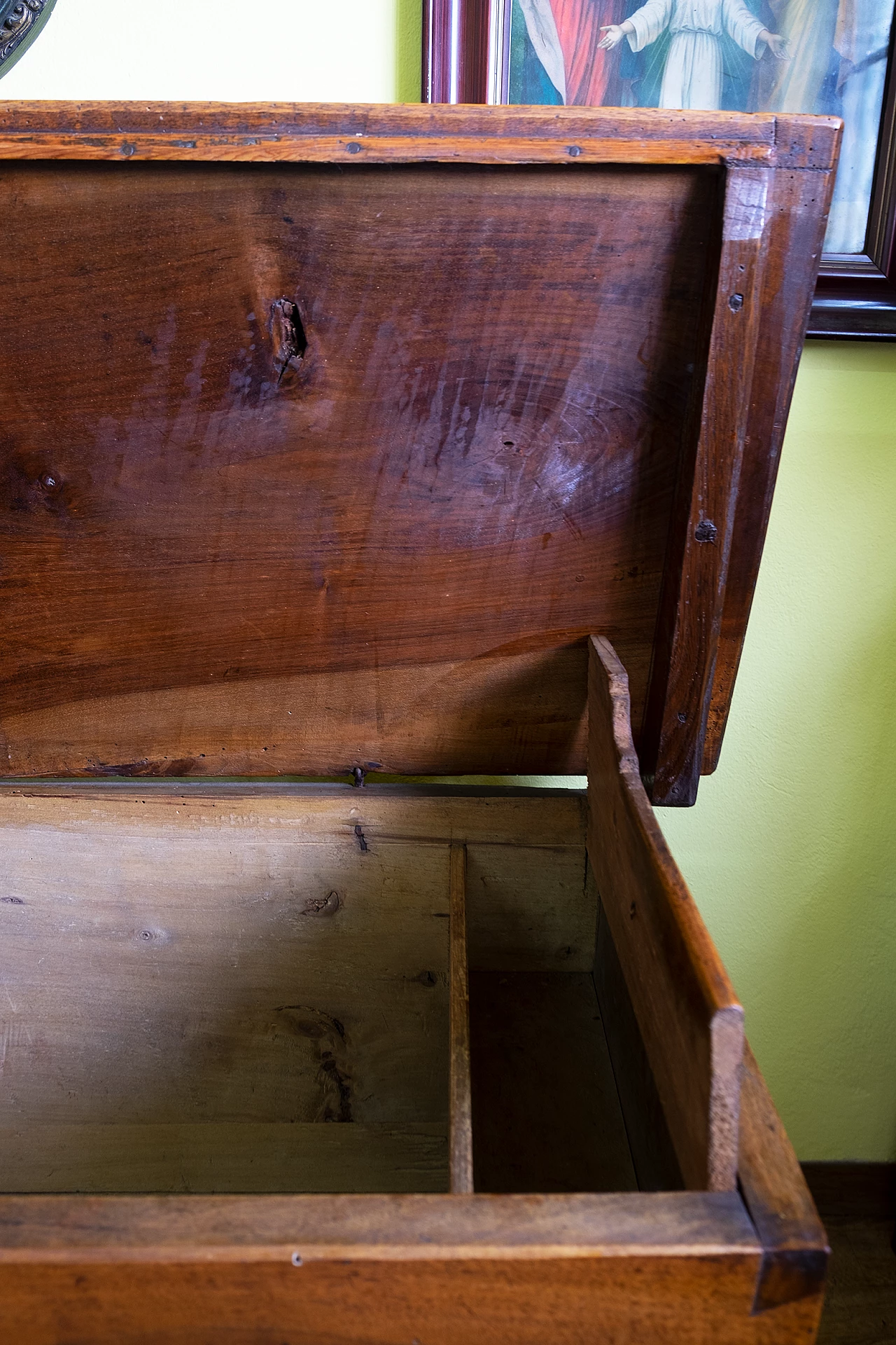 Rectangular walnut covered chest, mid-18th century 7