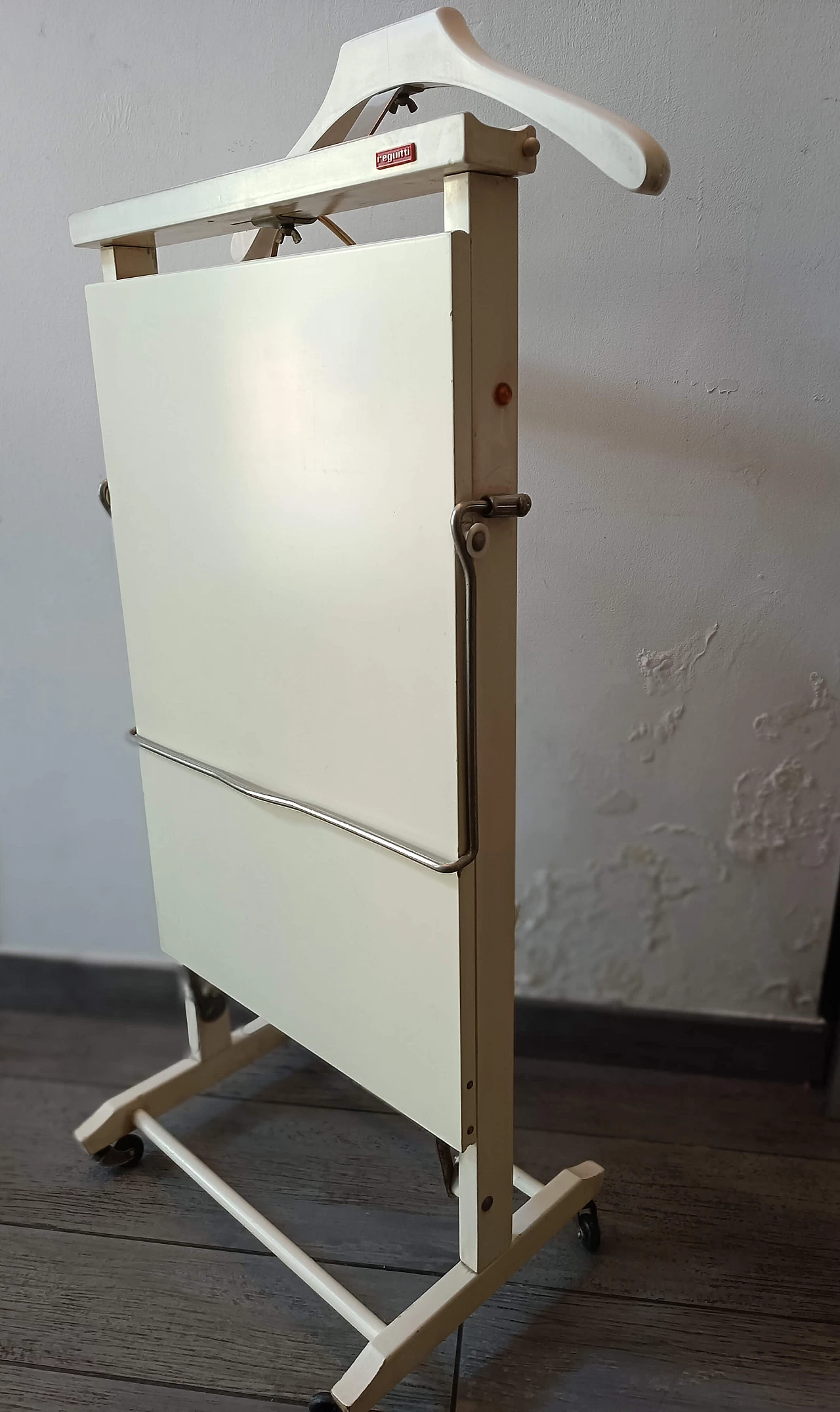 White wood valet stand with trouser press by Reguitti, 1970s 1