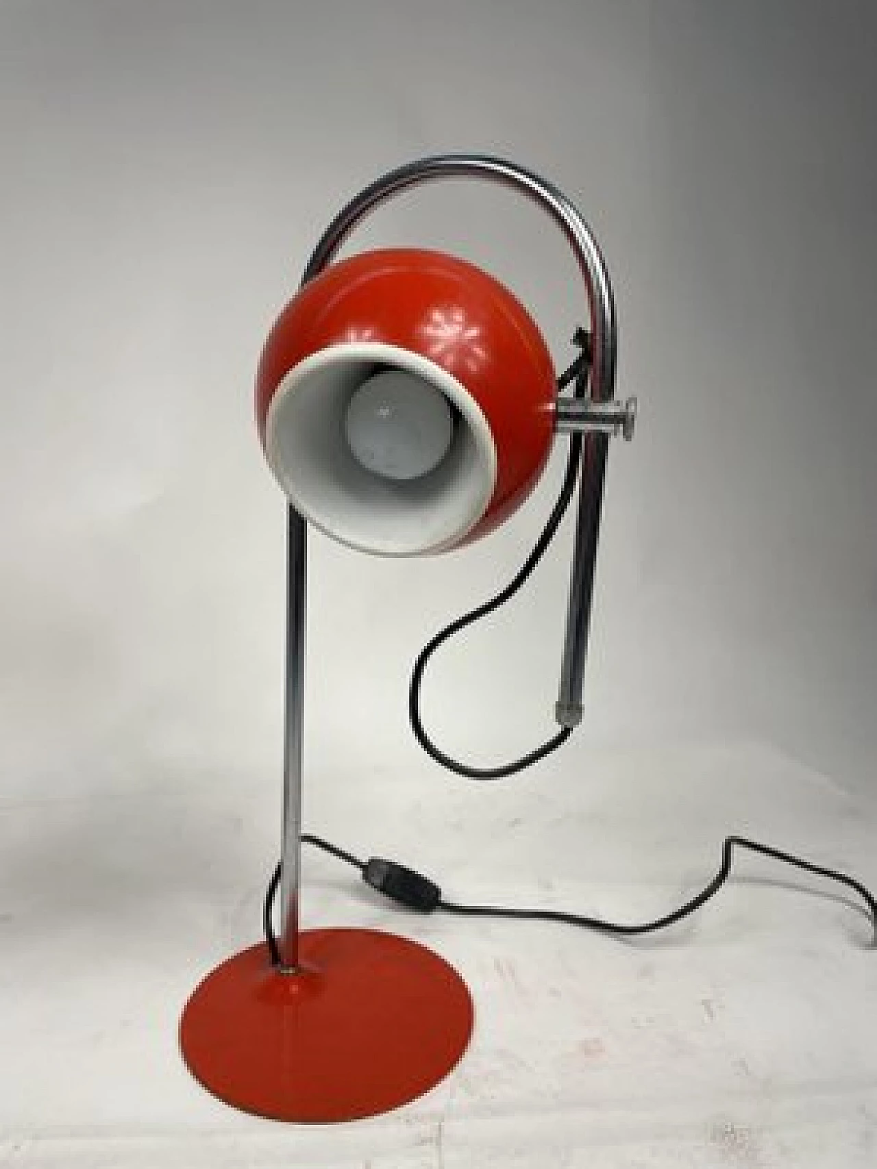 Pair of Space Age adjustable metal table lamps, 1970s 16