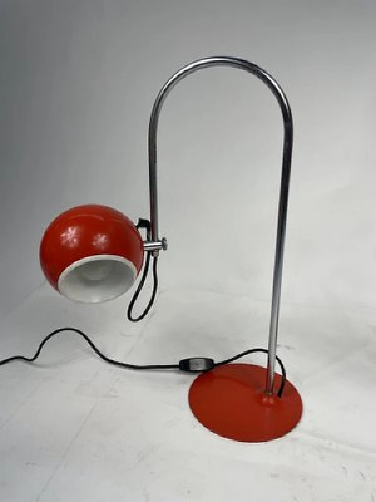 Pair of Space Age adjustable metal table lamps, 1970s 18