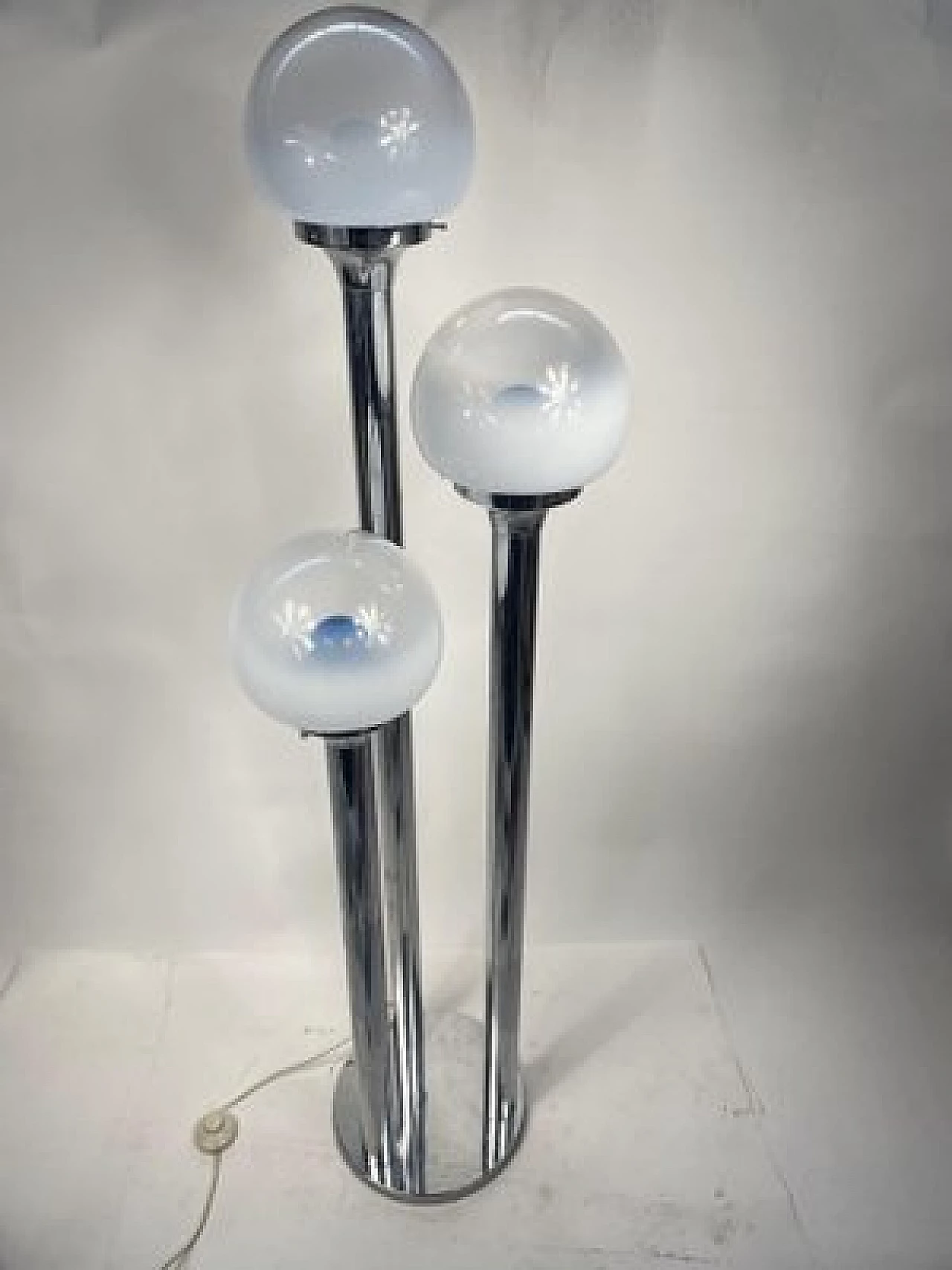 Three-light chromed steel and Murano glass floor lamp, 1960s 1