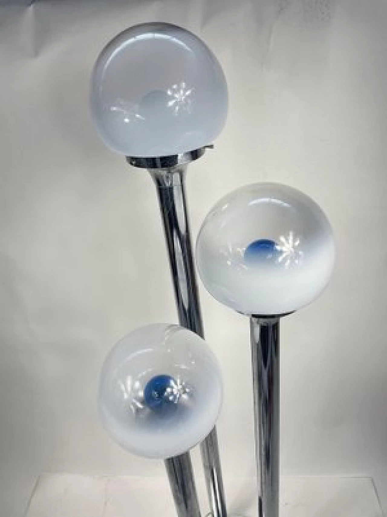 Three-light chromed steel and Murano glass floor lamp, 1960s 6