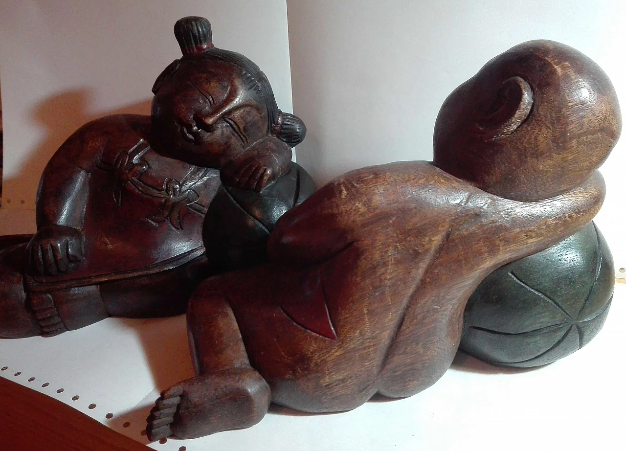 Pair of solid wood sculptures of sleeping figures, 1980s 10