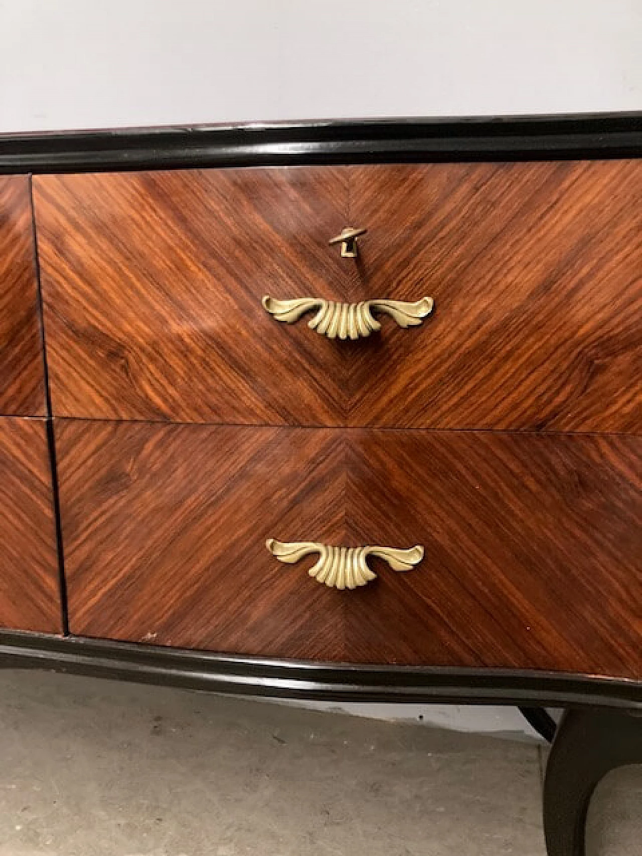 Rosewood chest of drawers with burgundy glass top, 1950s 4