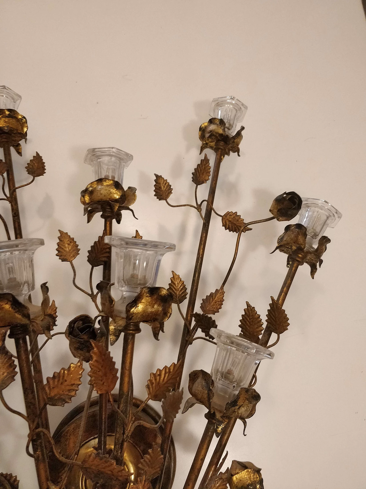 Nine-light gilded metal and Murano glass wall light by Banci, 1970s 11