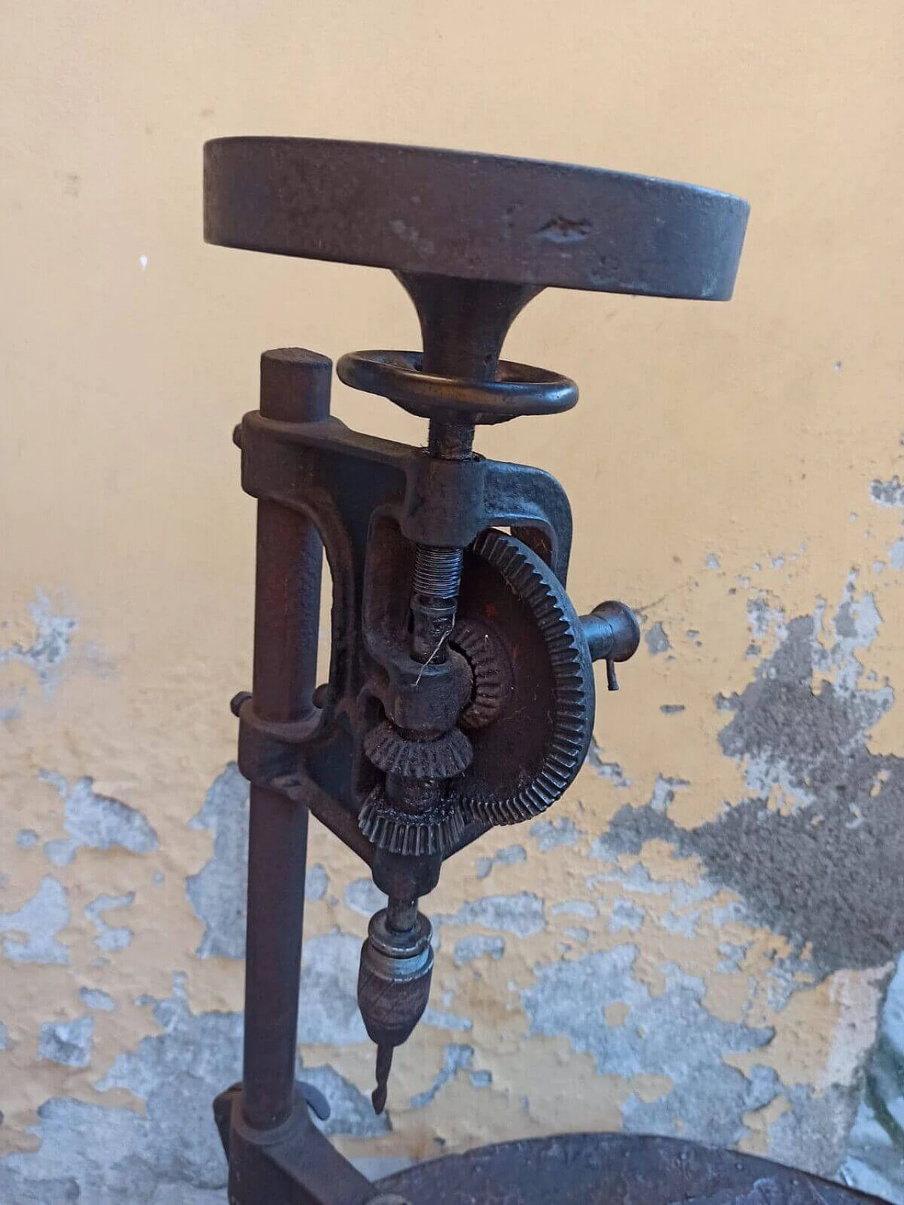 Workshop bench with vice, drill and grinding wheel, late 19th century 4