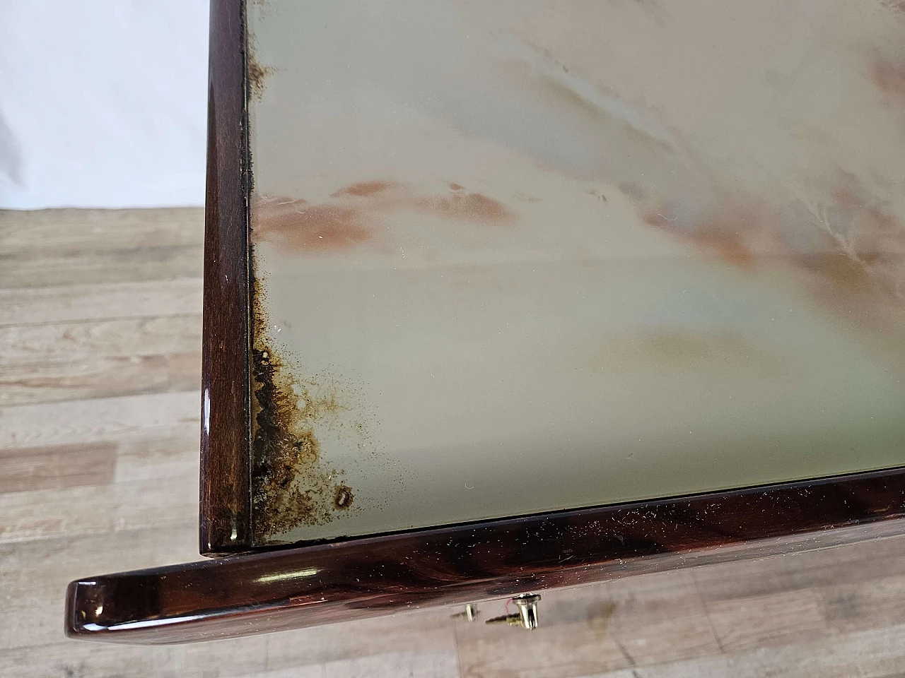 Mid Century chest of drawers with marbled glass top and curved legs, 1950s 8