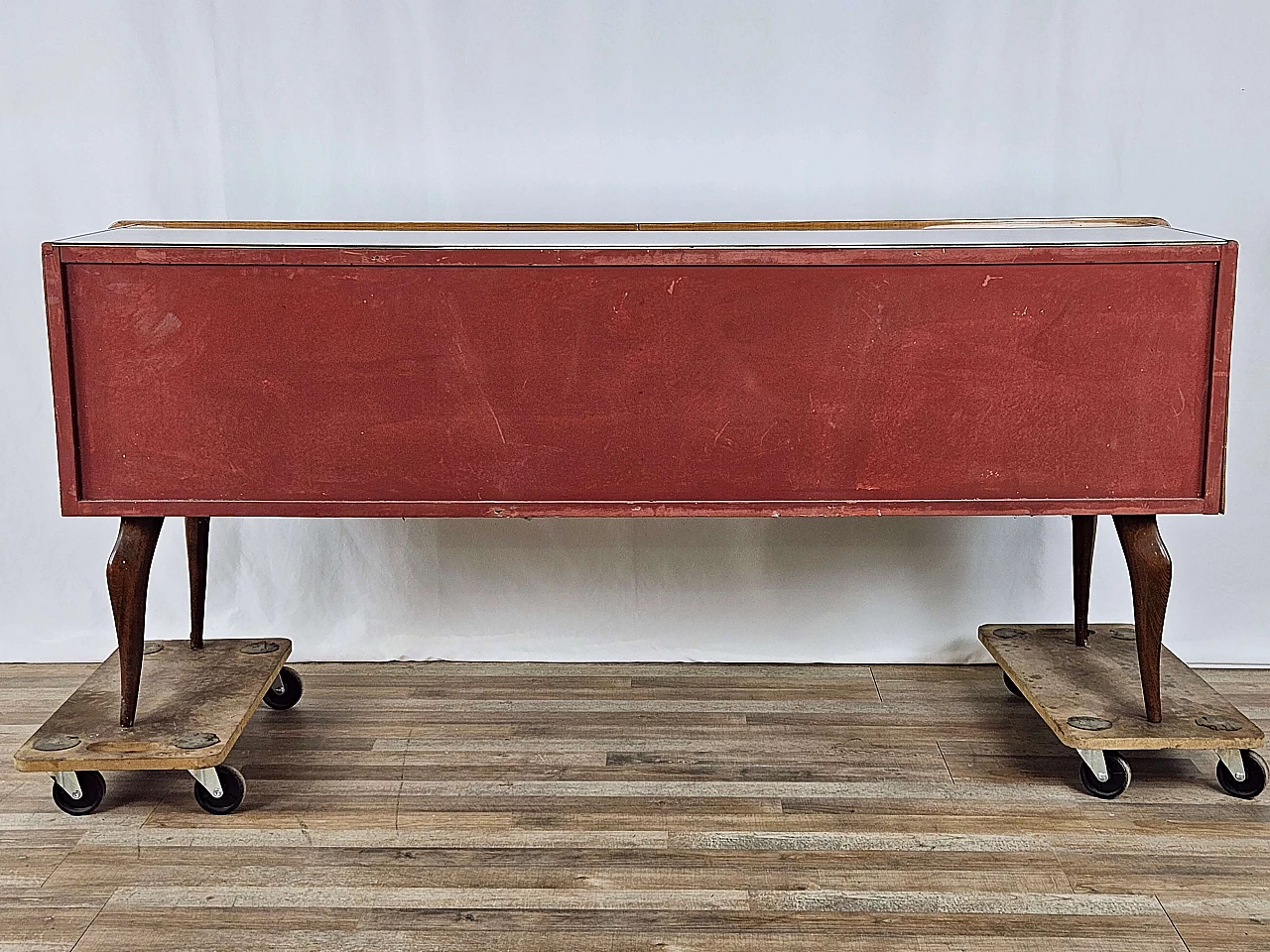 Mid Century chest of drawers with marbled glass top and curved legs, 1950s 29