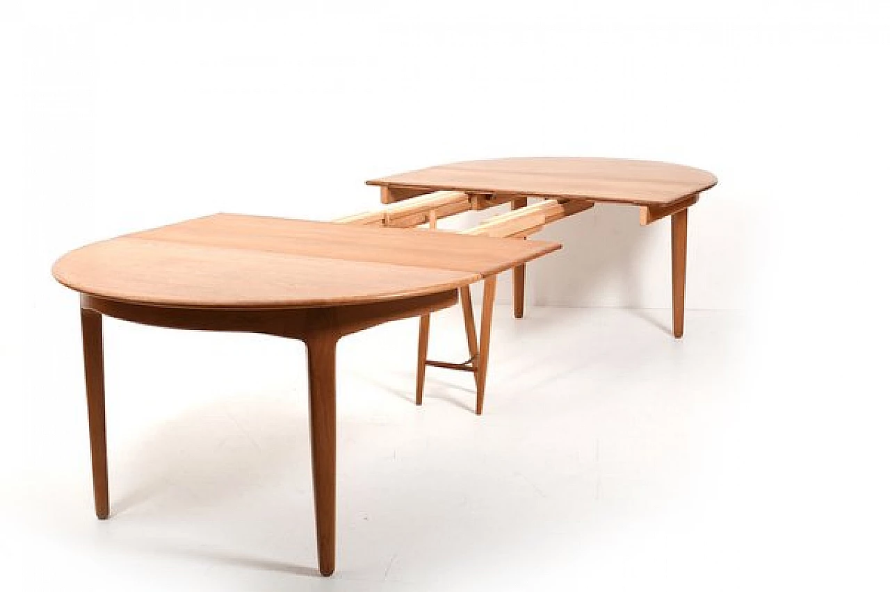 Oak dining table 62 by Henning Kjærnulf for Sorø Stolefabrik, 1960s 7