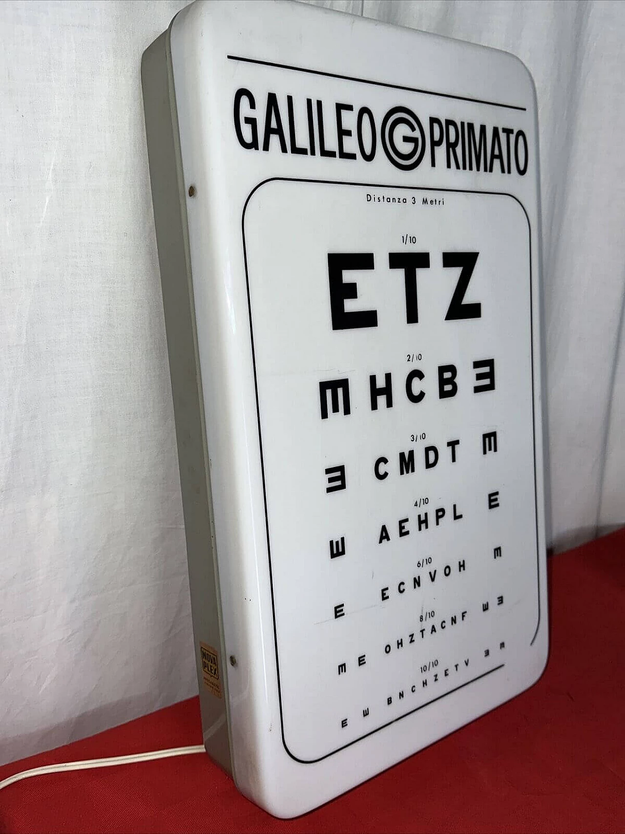 Lighted sign with Galileo Primato optometric table 1