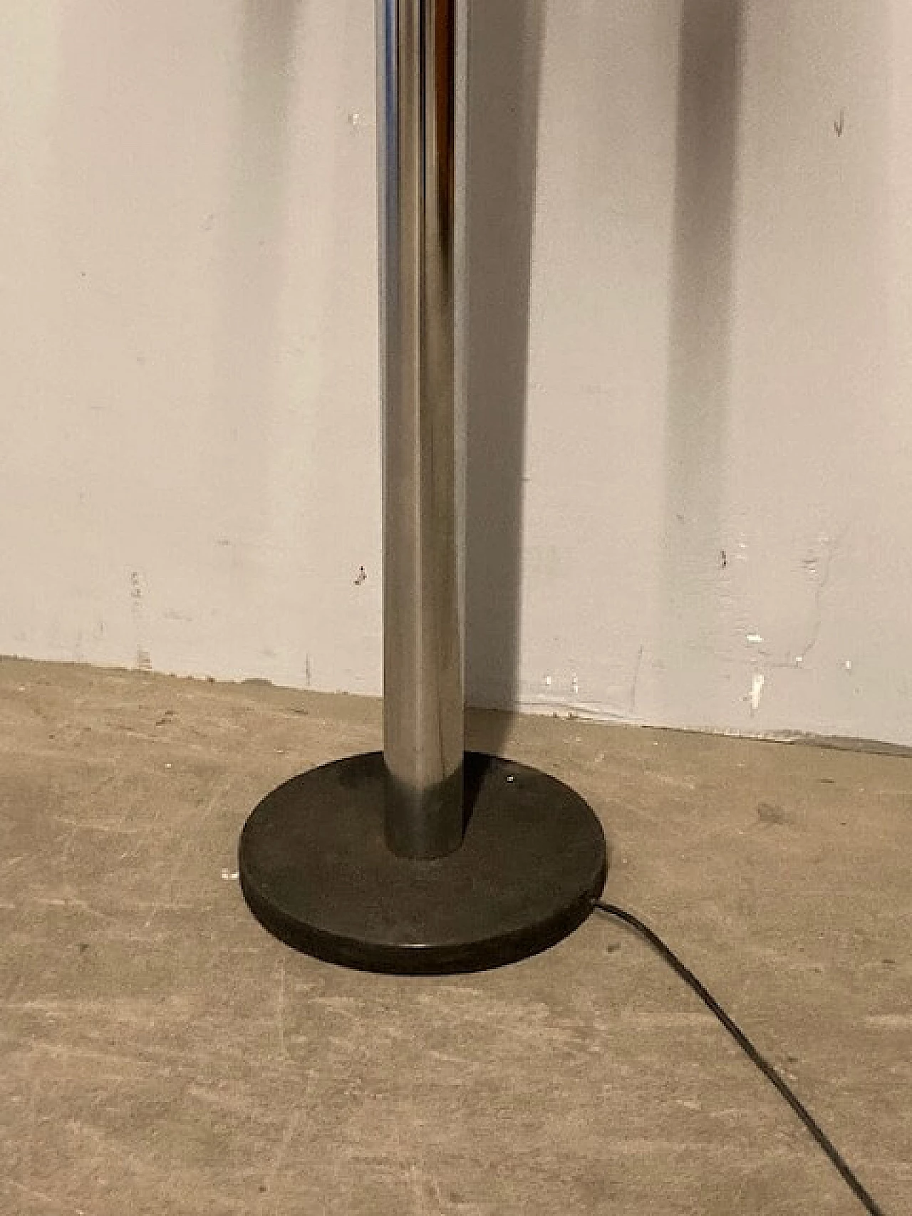 Five-light chromed metal and glass floor lamp, 1970s 11