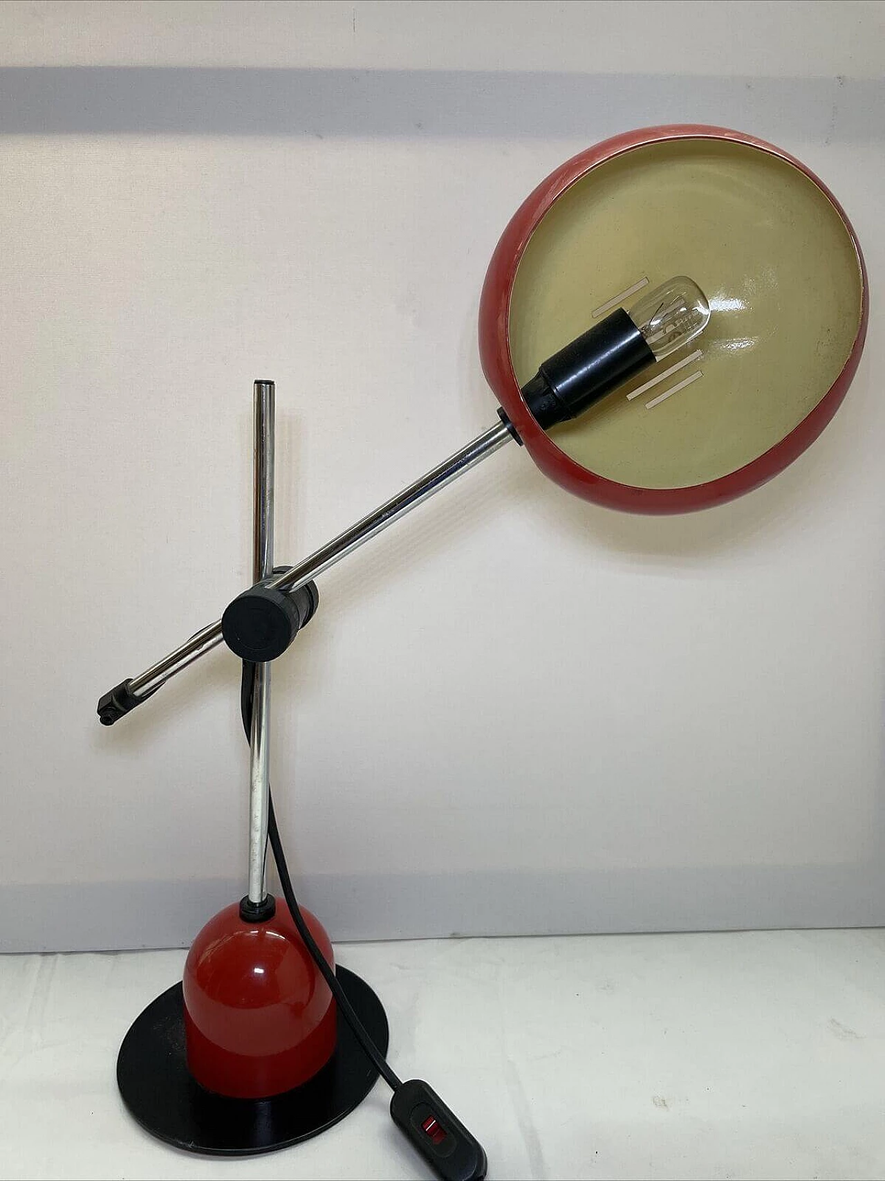 Red Gammaluk table lamp, 1970s 1