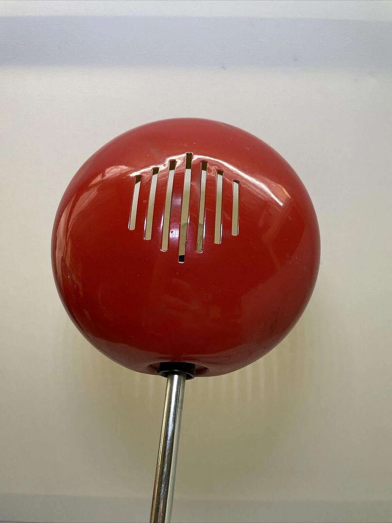 Red Gammaluk table lamp, 1970s 4