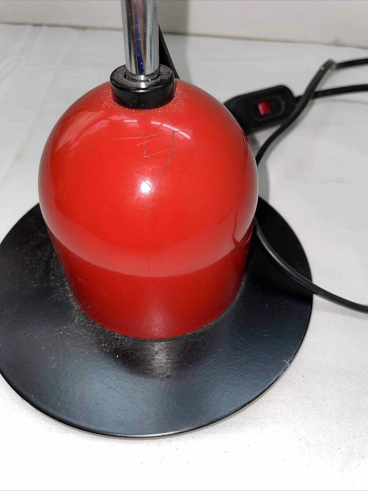 Red Gammaluk table lamp, 1970s 5