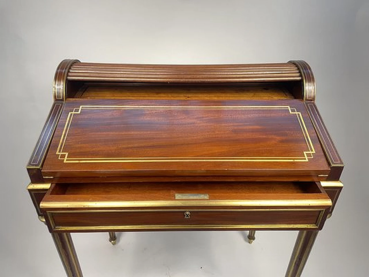 Napoleon III mahogany desk by Maison Krieger Paris, 19th century 4