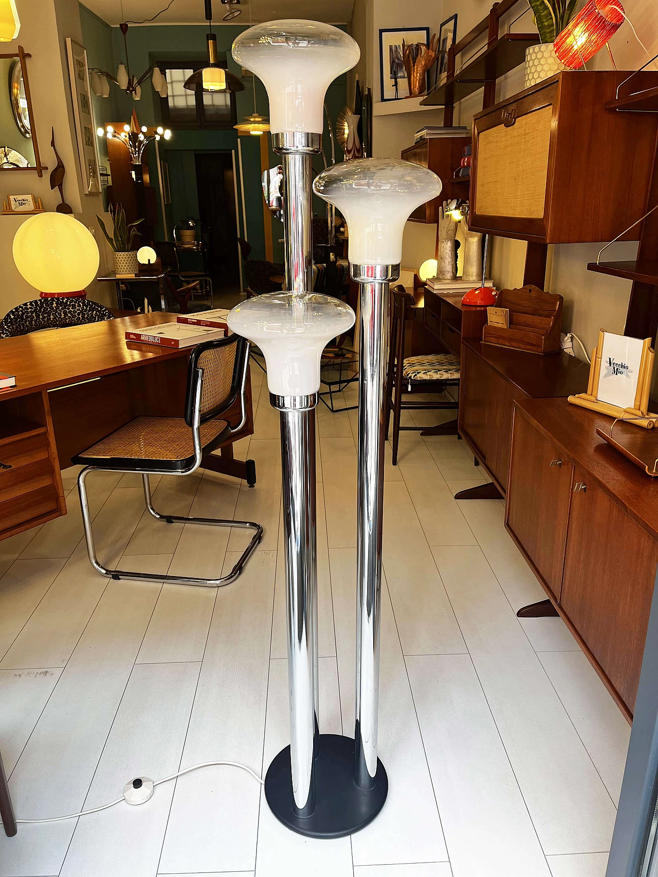 Three-light floor lamp attributed to Mazzega, 1970s 1