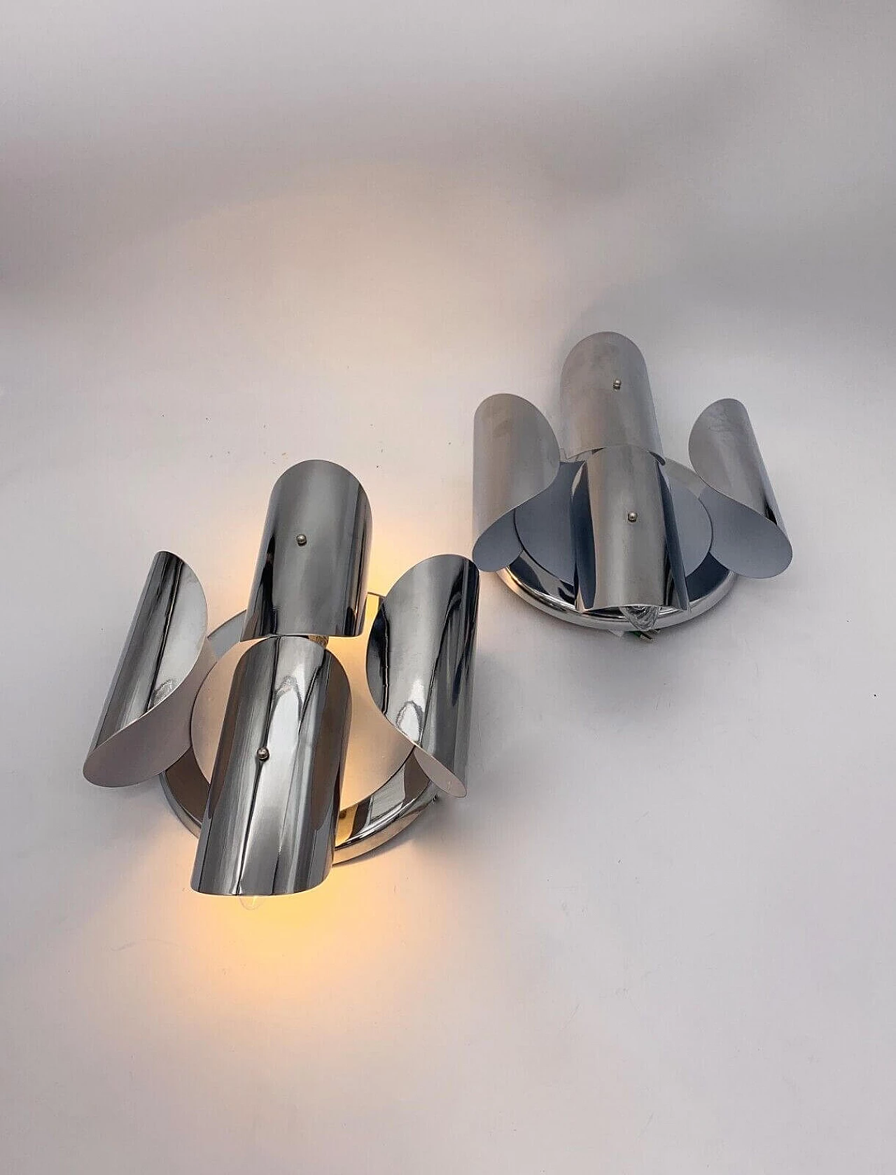 Pair of steel wall lights attributed to Reggiani, 1970s 5