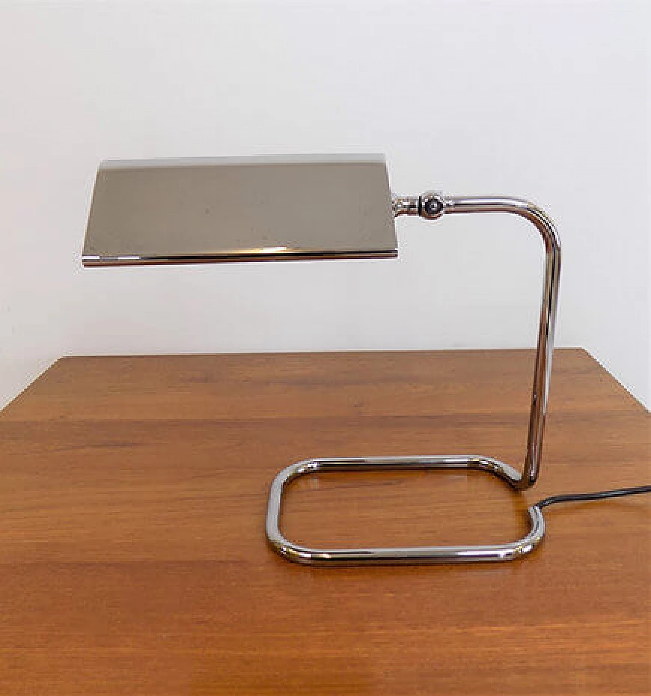 Adjustable metal table lamp by Florian Schulz, 1970s 1