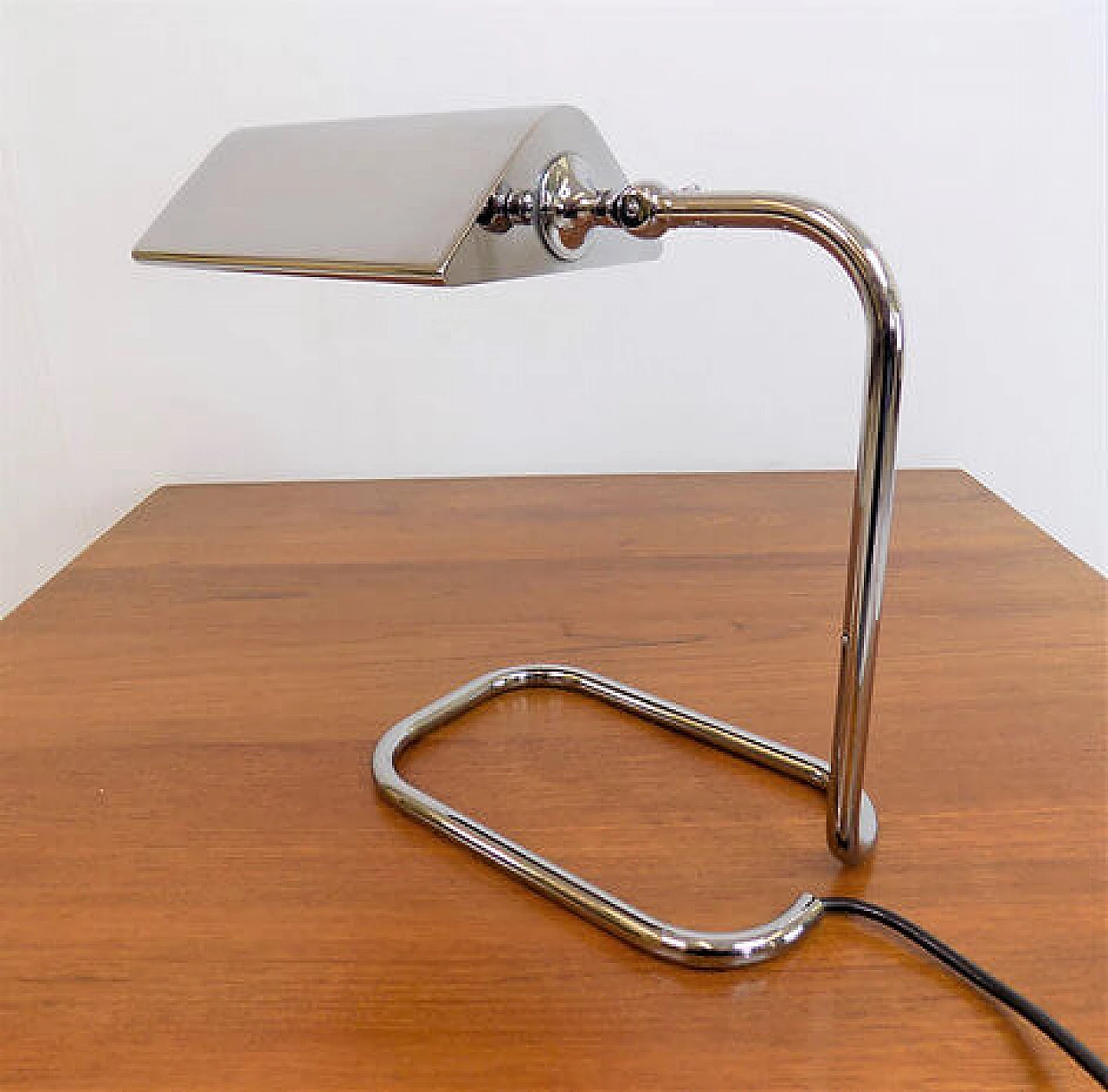 Adjustable metal table lamp by Florian Schulz, 1970s 7