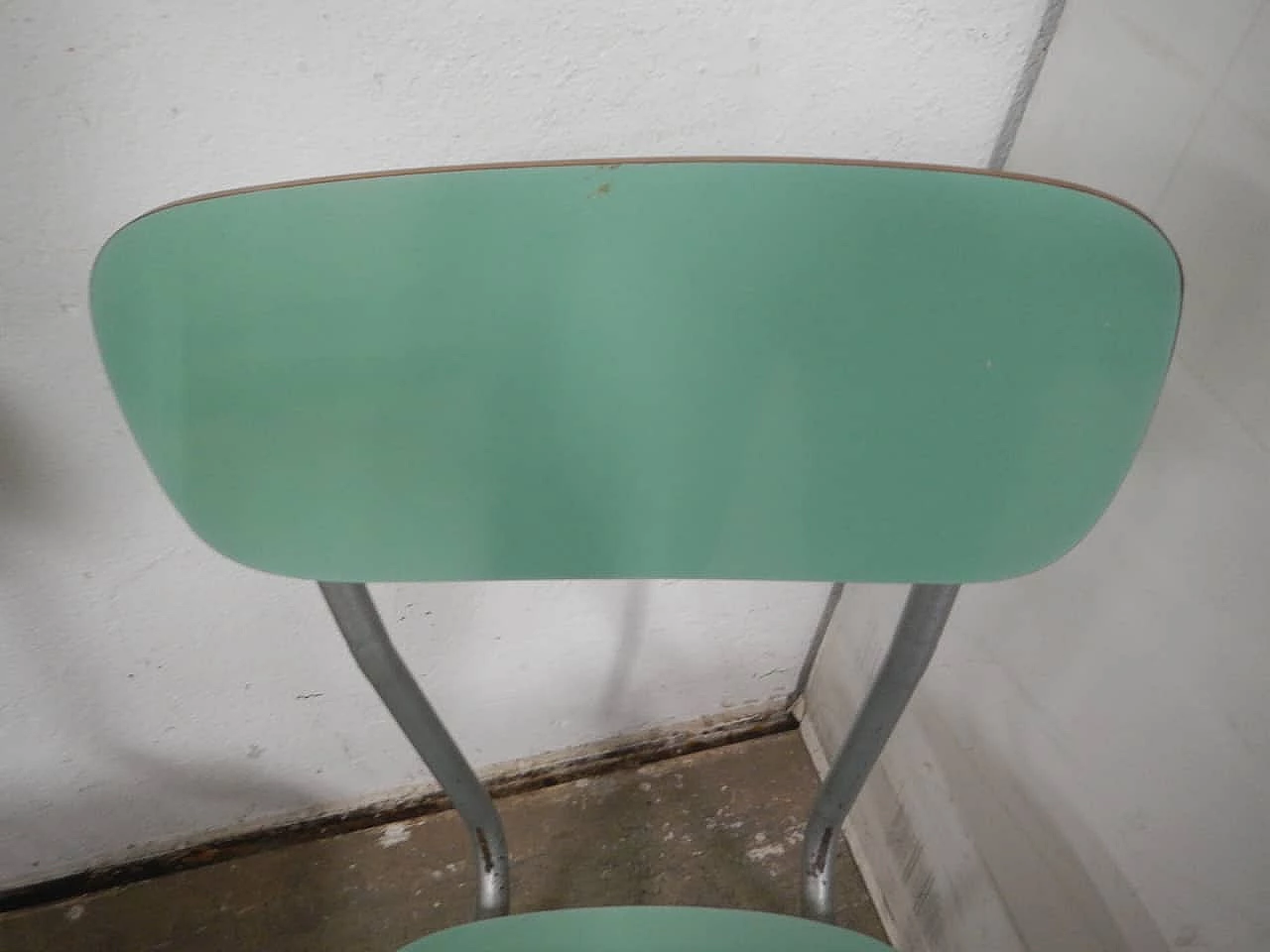 Coppia di sedie in formica verde e metallo, anni '60 7