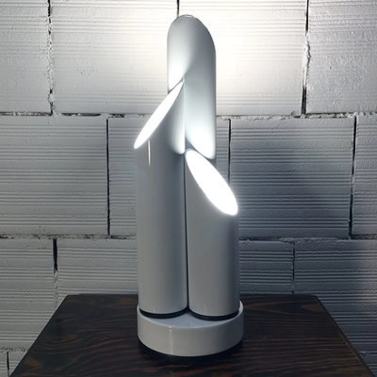 Space Age three-light white metal table lamp, 1960s 6