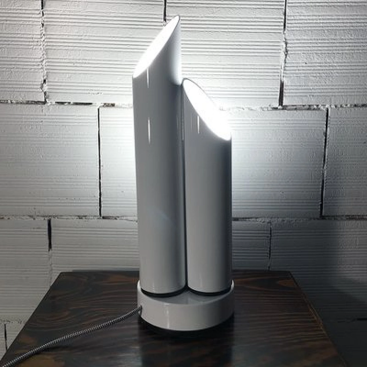 Space Age three-light white metal table lamp, 1960s 7