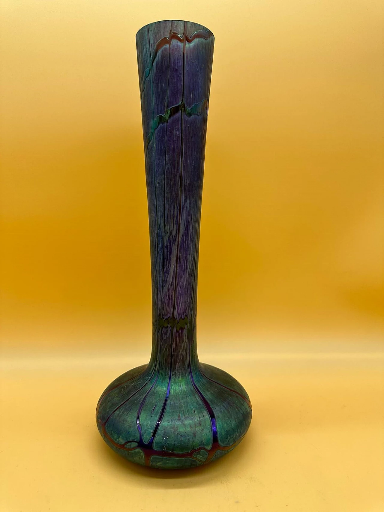 Iridescent glass vase with drippings, early 1900s 2