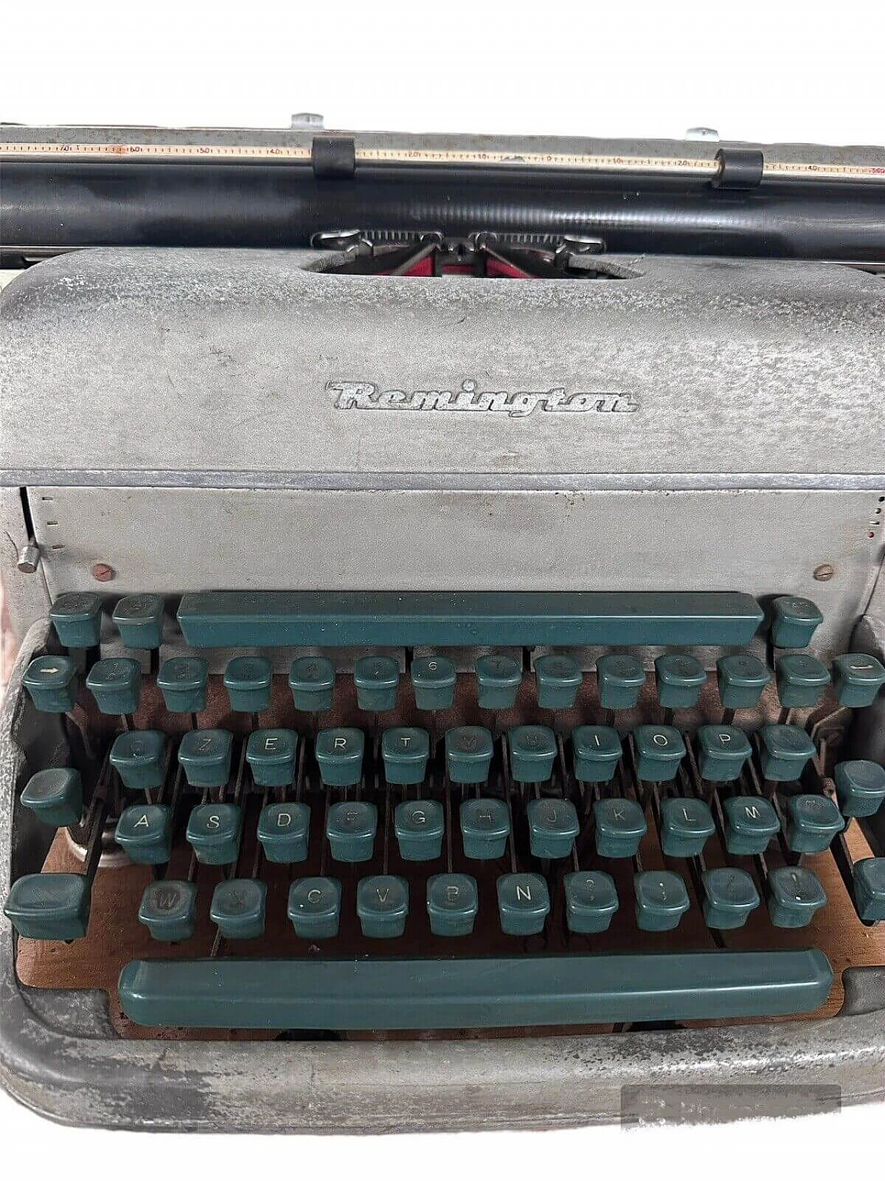 Typewriter with long carriage by Remington Rand, 1950s 4