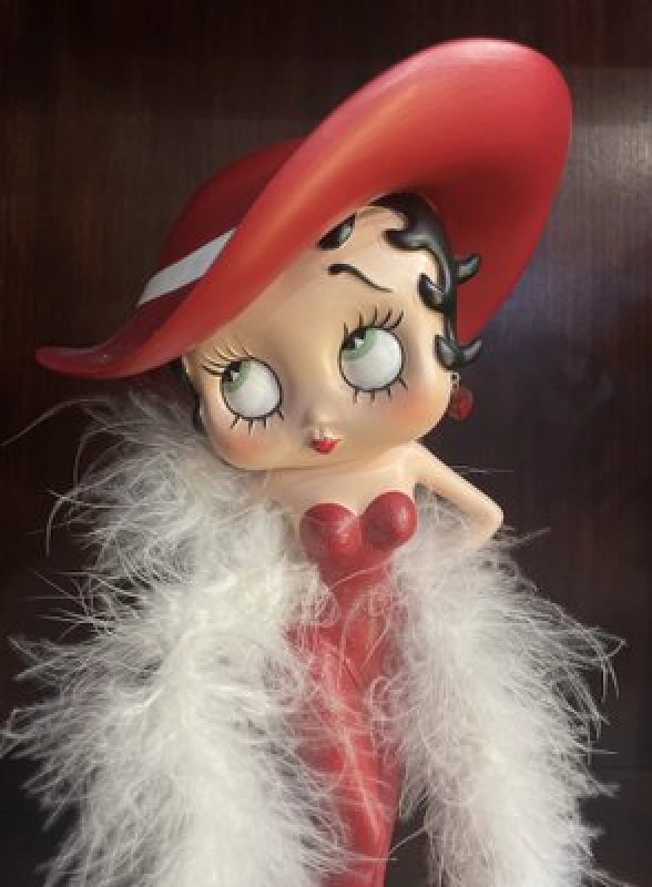 Statuetta di Betty Boop con boa di piume di Fleischer Studios, 2003 4