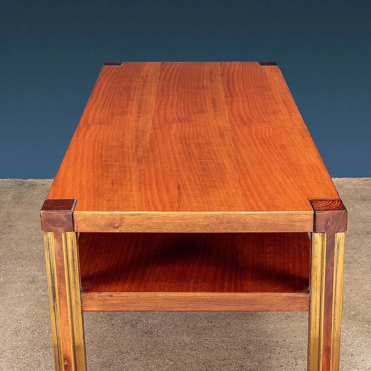 Walnut veneered wood coffee table with brass frames, 1960s 6