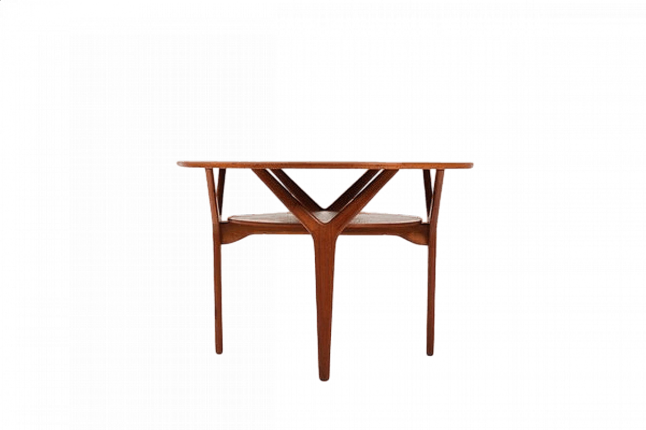 Round teak sofa table by Arne Vodder for Vamo Sønderborg, 1960s 9