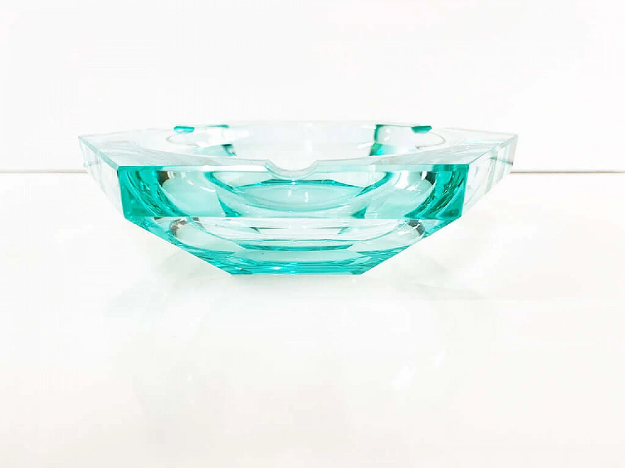 Hexagonal crystal ashtray attributed to Fontana Arte, 1970s 3