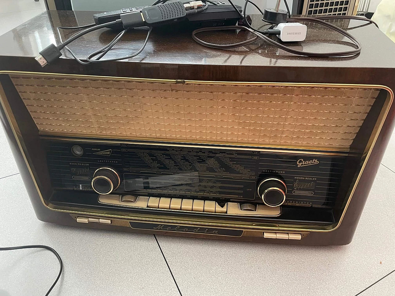 Radio Melodia 419 di Graetz, anni '50 6