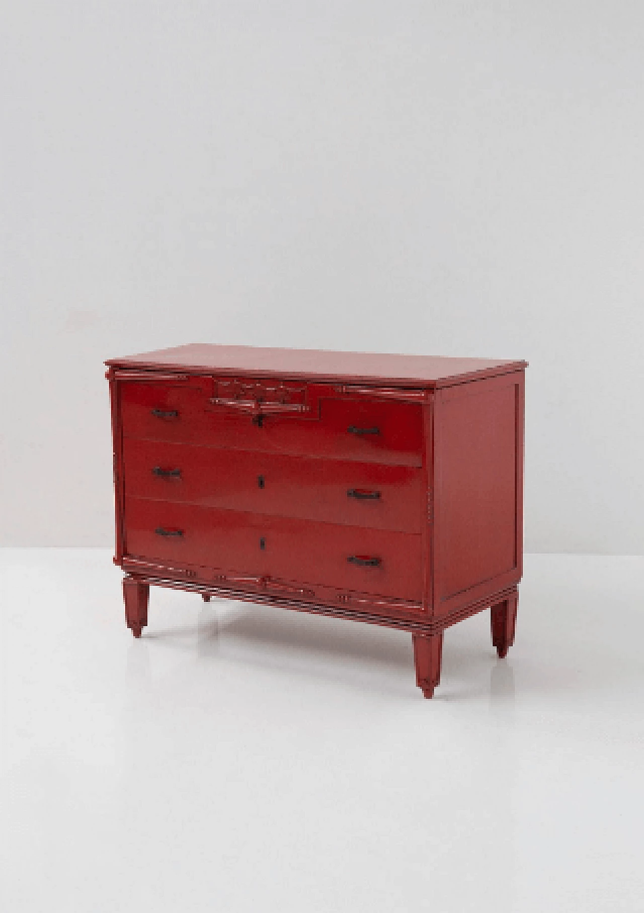 Red lacquered wood dresser attributed to Piero Portaluppi, early 20th century 2