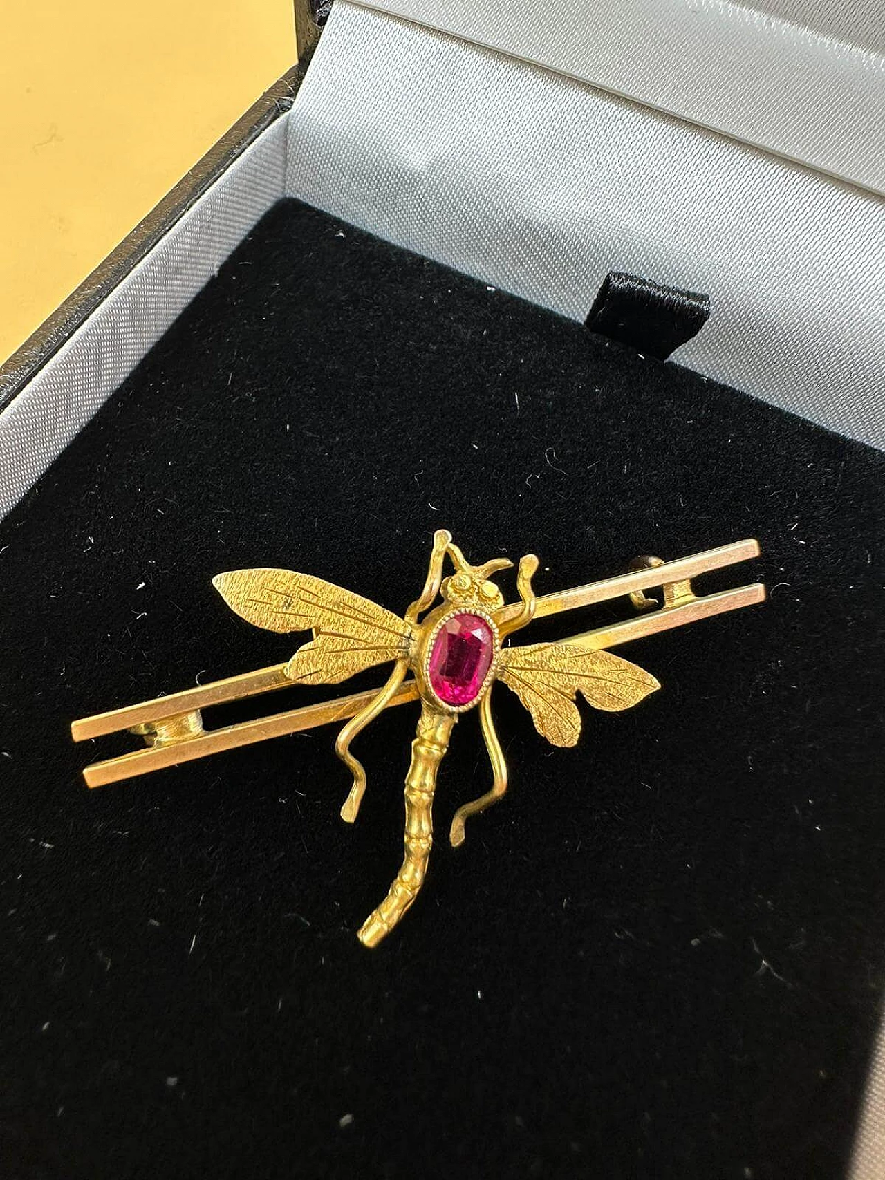 Gold brooch with dragonfly and pink stone, early 20th century 1