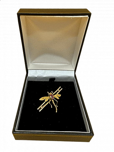 Gold brooch with dragonfly and pink stone, early 20th century